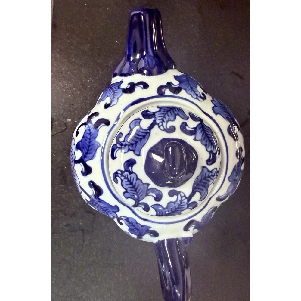 Vintage Chinese Modern Contemporary Export Blue & White Blue White Teapot